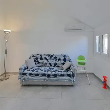 Bilocale Mansardato In Centro Lejlighed Varazze